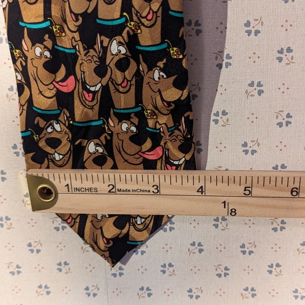 🤎 Scooby Doo Burgundy Tie 1997 Hanna Barbara Cartoon Network Vintage